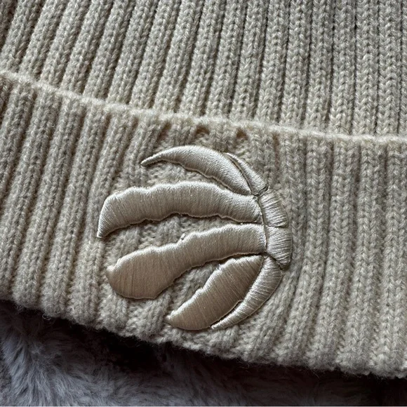 NBA Toronto Raptors Ribbed Beanie - Picture 3 of 5